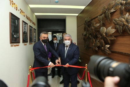 Bakıda yeni vəkil bürosunun rəsmi açılışı oldu — FOTOSESSİYA