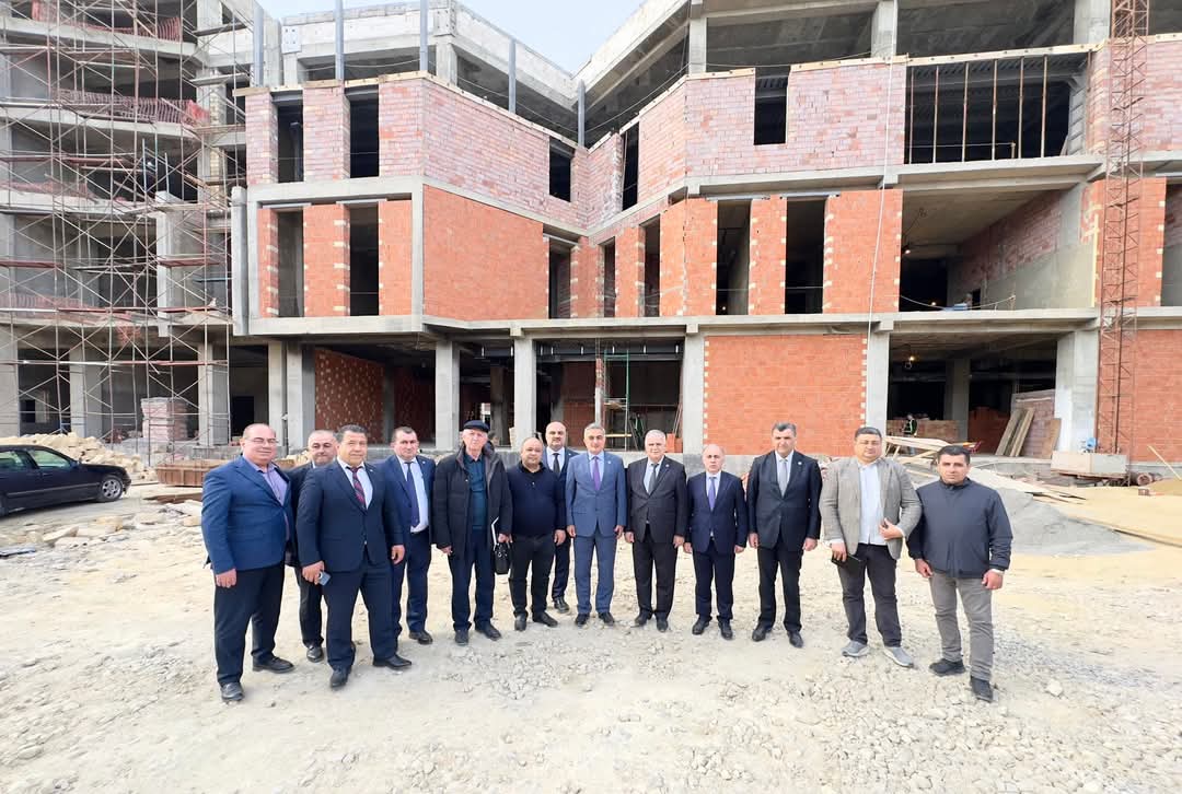 Vəkillər Kollegiyasının «Vəkil Evi»nin tikinti işləri davam edir — FOTO